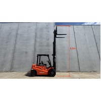 New 3 Ton Four Wheels Electric Forklift 4500mm Lift Triplex Mast W/ Side-Shift